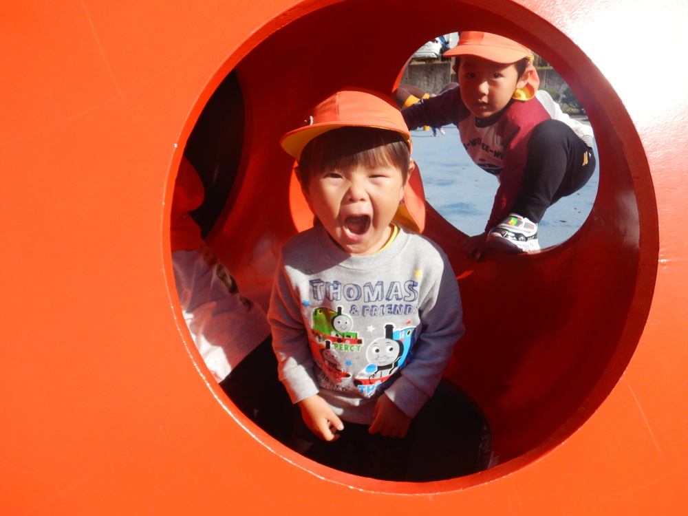 あすてらす公園で遊んでいる様子 (1)