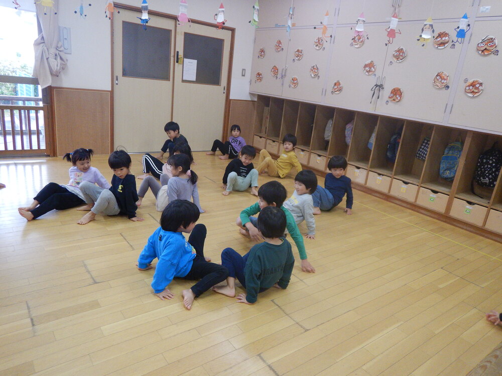 室内遊びの様子 (5)