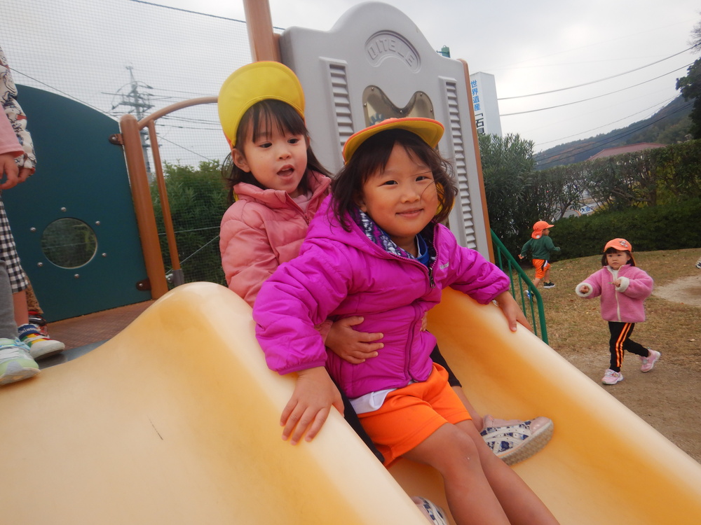宮崎公園で遊んでいる様子 (3)