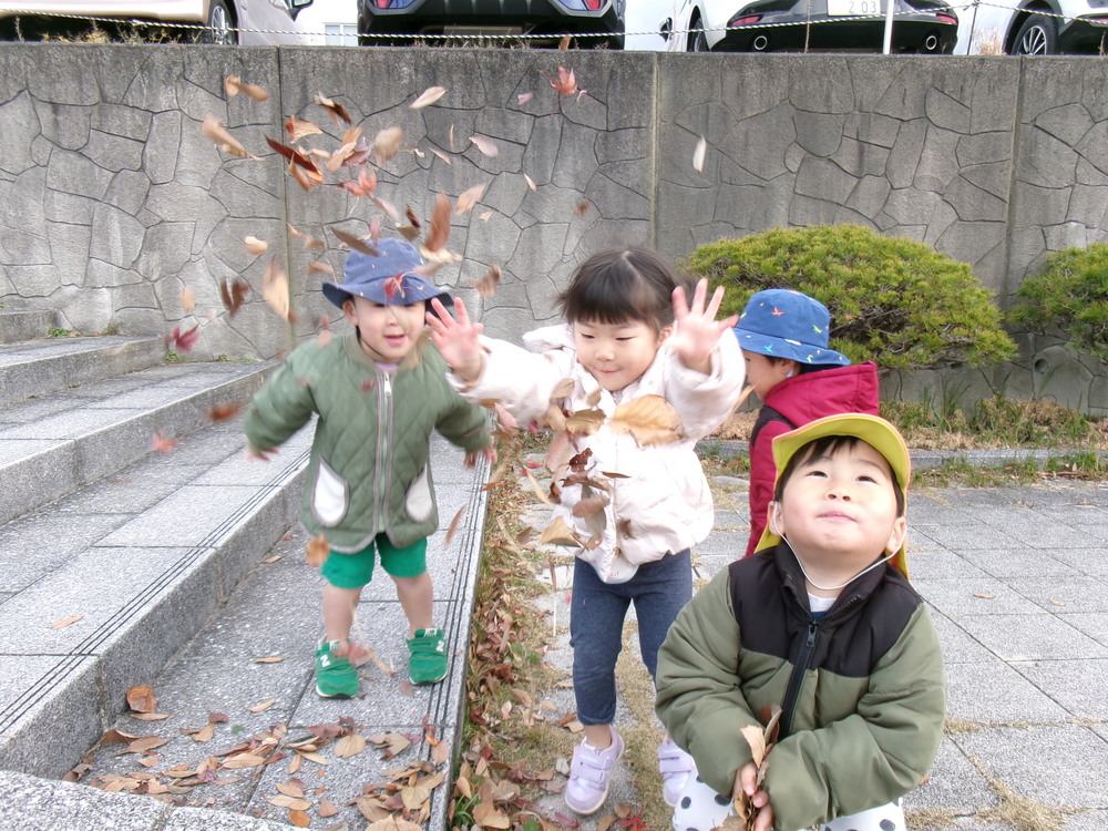 あすてらす公園で遊んでいる様子 (2)