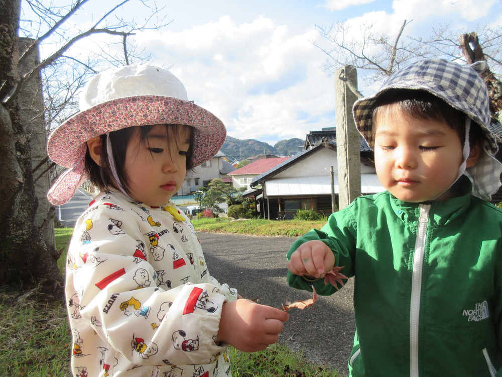 喜多の宮で遊んでいる様子 (3)
