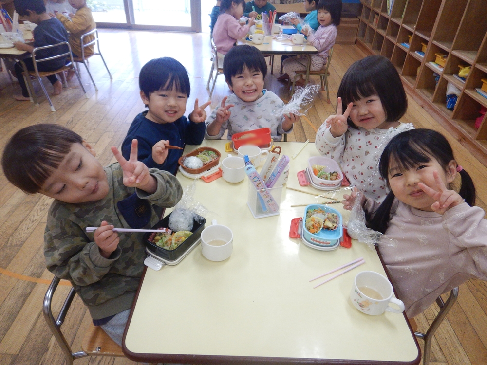 お弁当ごっこ