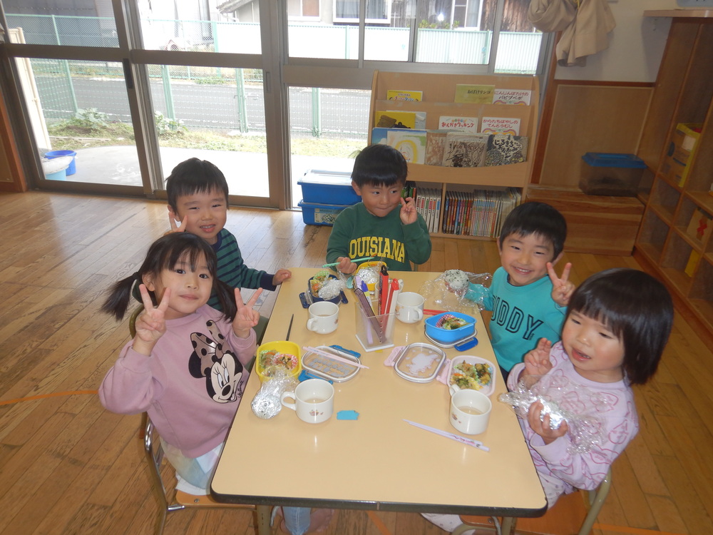 お弁当ごっこ