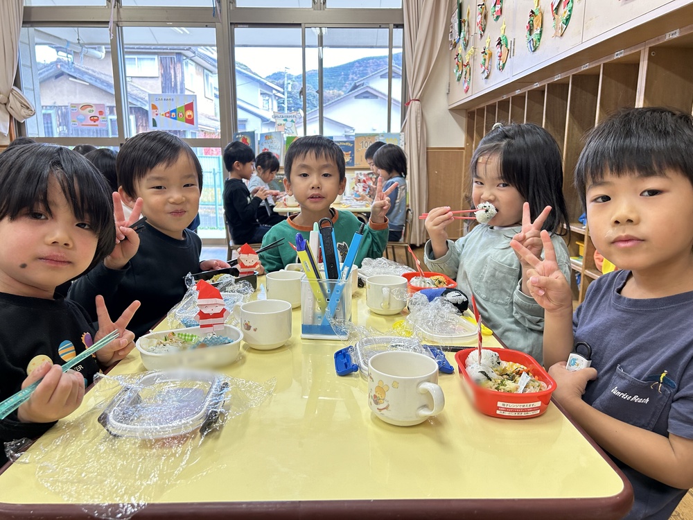 お弁当ごっこ (3)