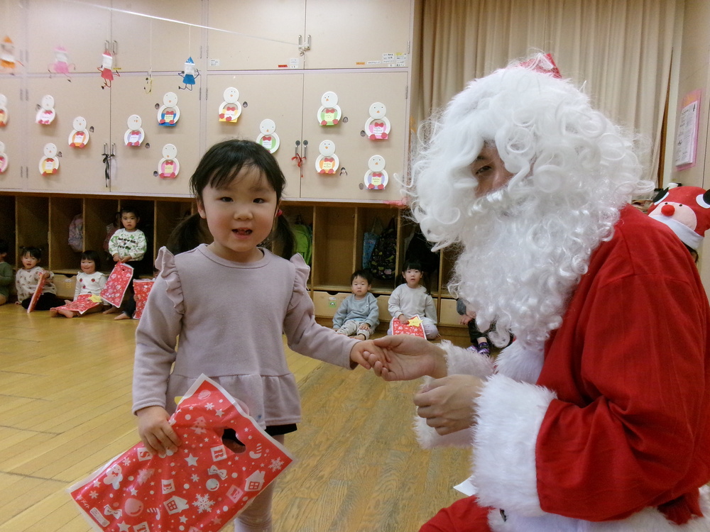 誕生会、クリスマス会の様子 (12)