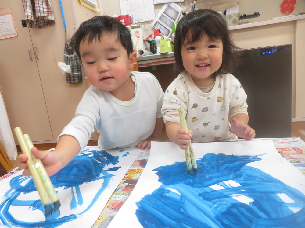 絵の具で制作 (3)