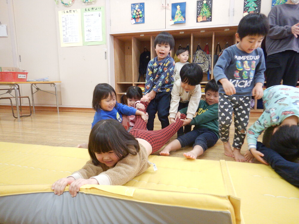 だいこん抜きゲームをしている様子 (5)