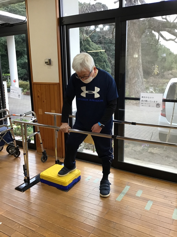 自主トレーニング中です