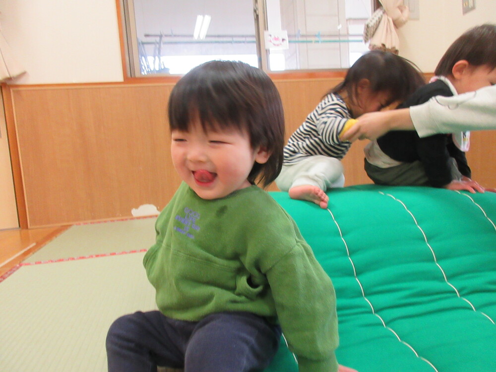 マット遊び (2)
