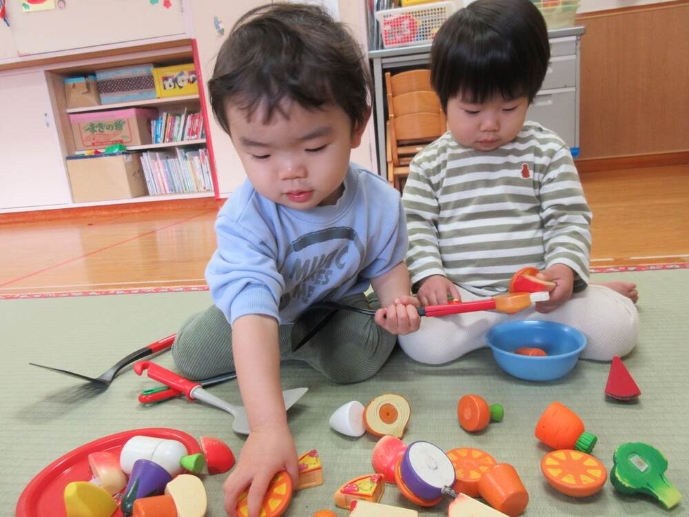 おままごとの様子 (2)