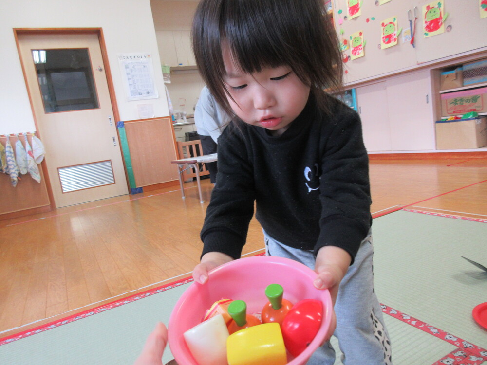 おままごとの様子 (3)