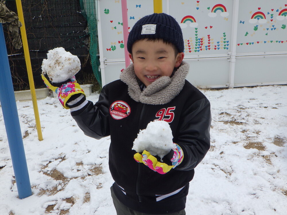 雪遊び