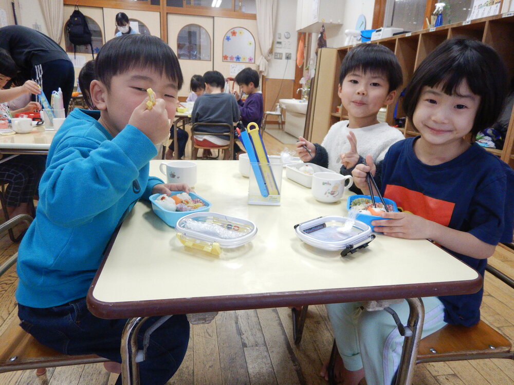 お弁当ごっこ (2)