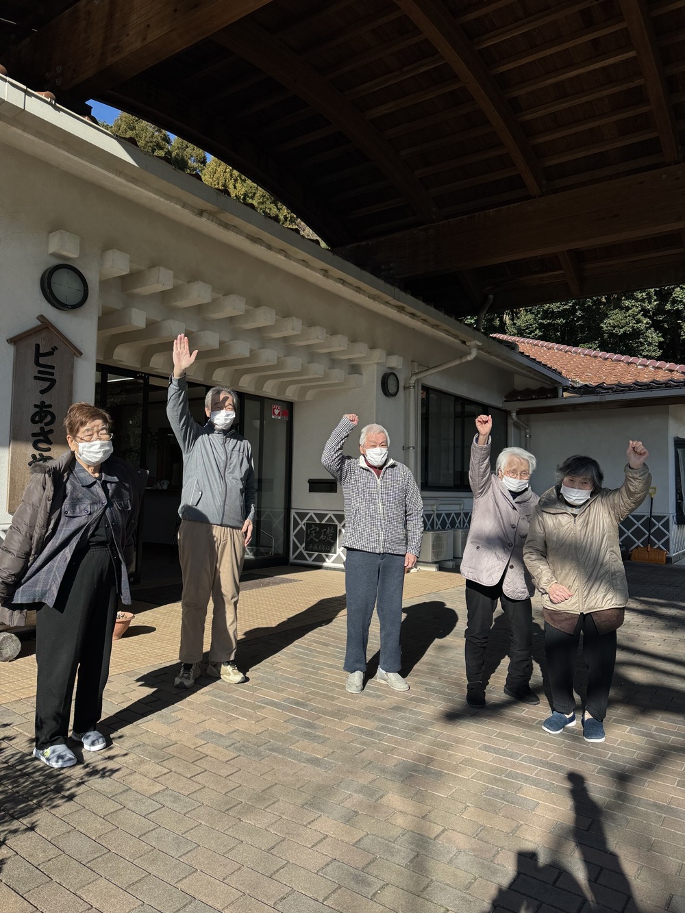 神社へ出発
