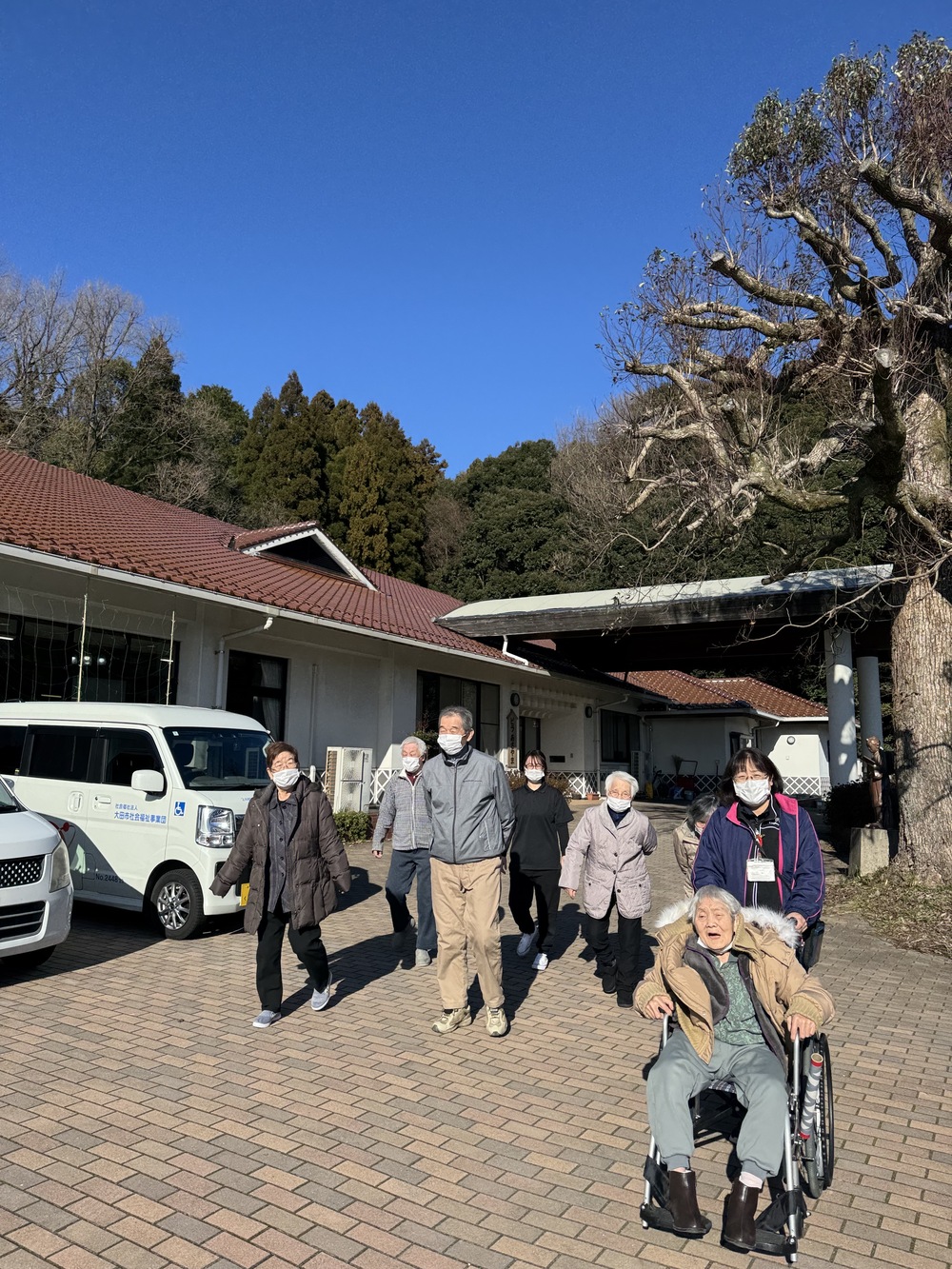 朝倉神社へ出発