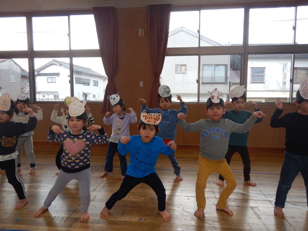 ダンスの練習の様子 (3)