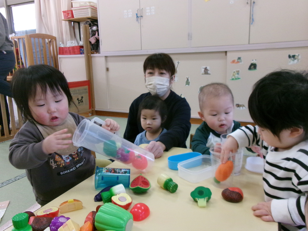 ままごと遊びの様子４