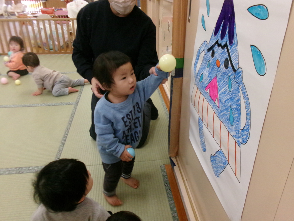 ボールを投げる