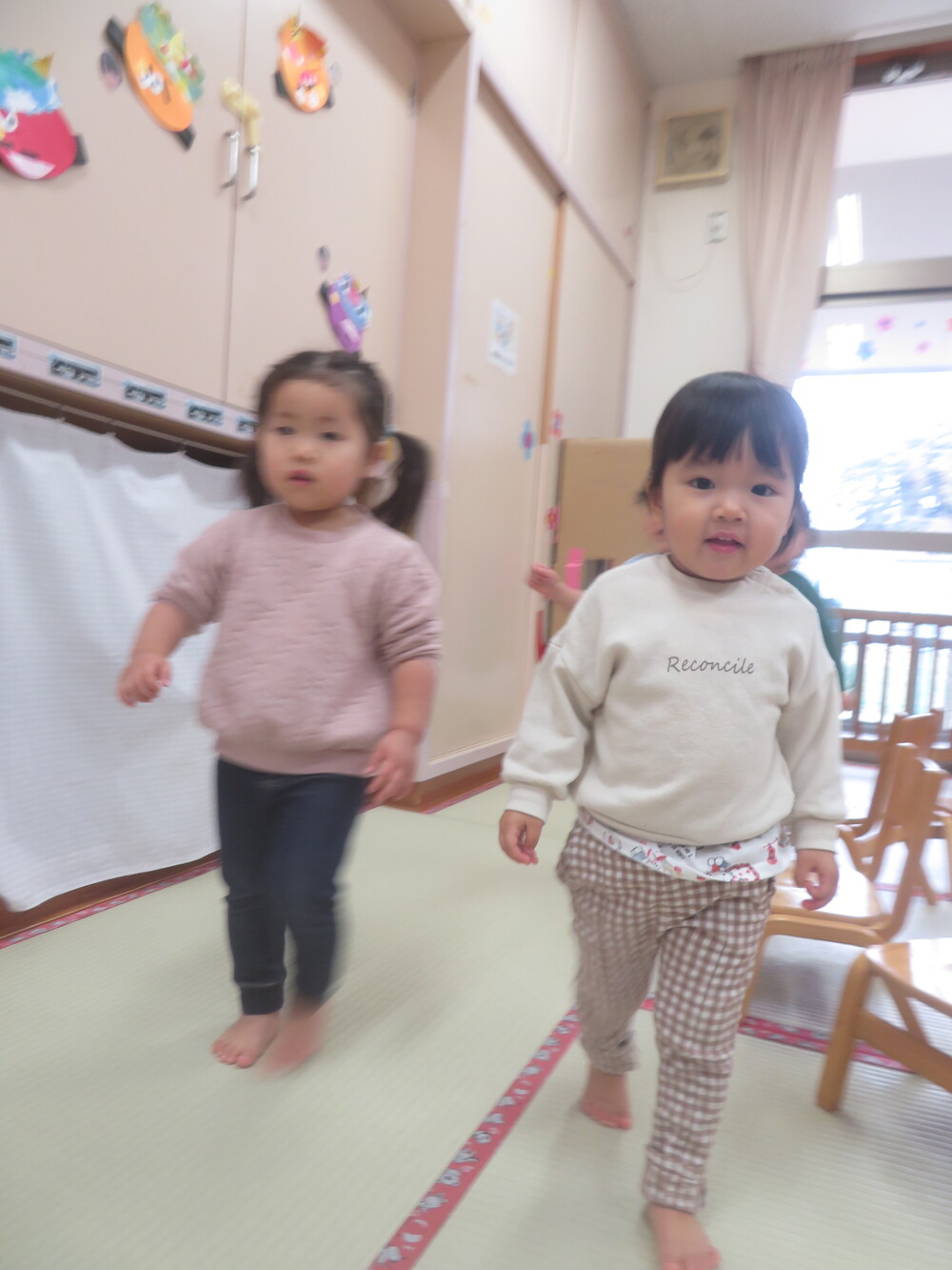 椅子取りゲームの様子 (4)