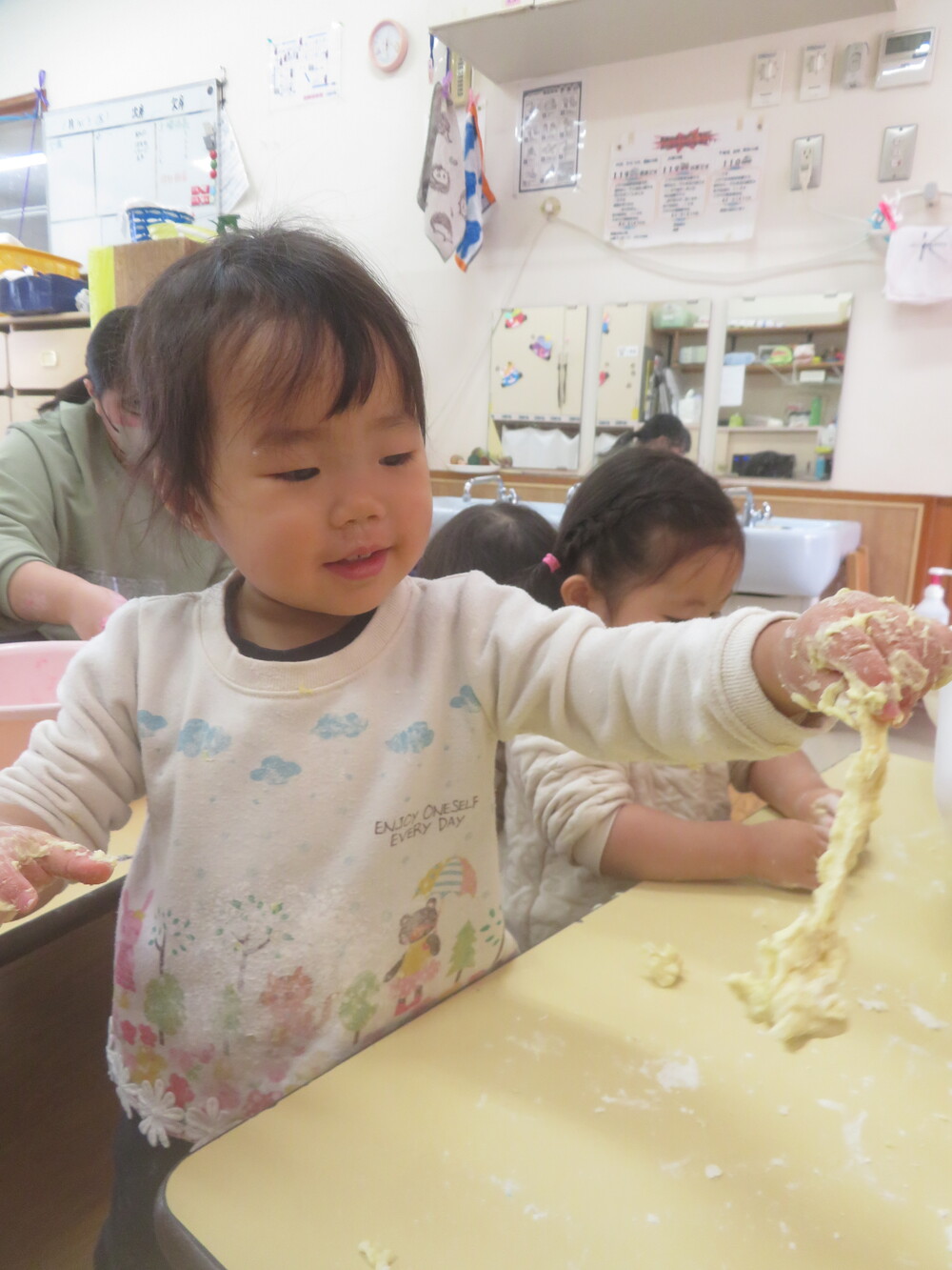 小麦粉粘土遊び (5)