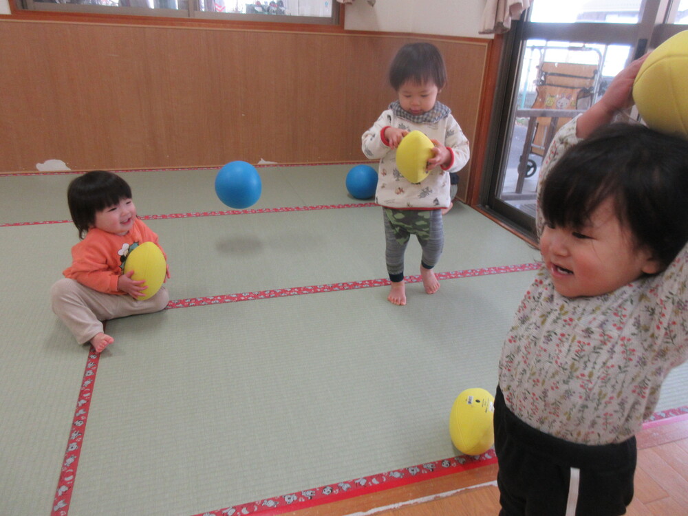 ボール遊びの様子