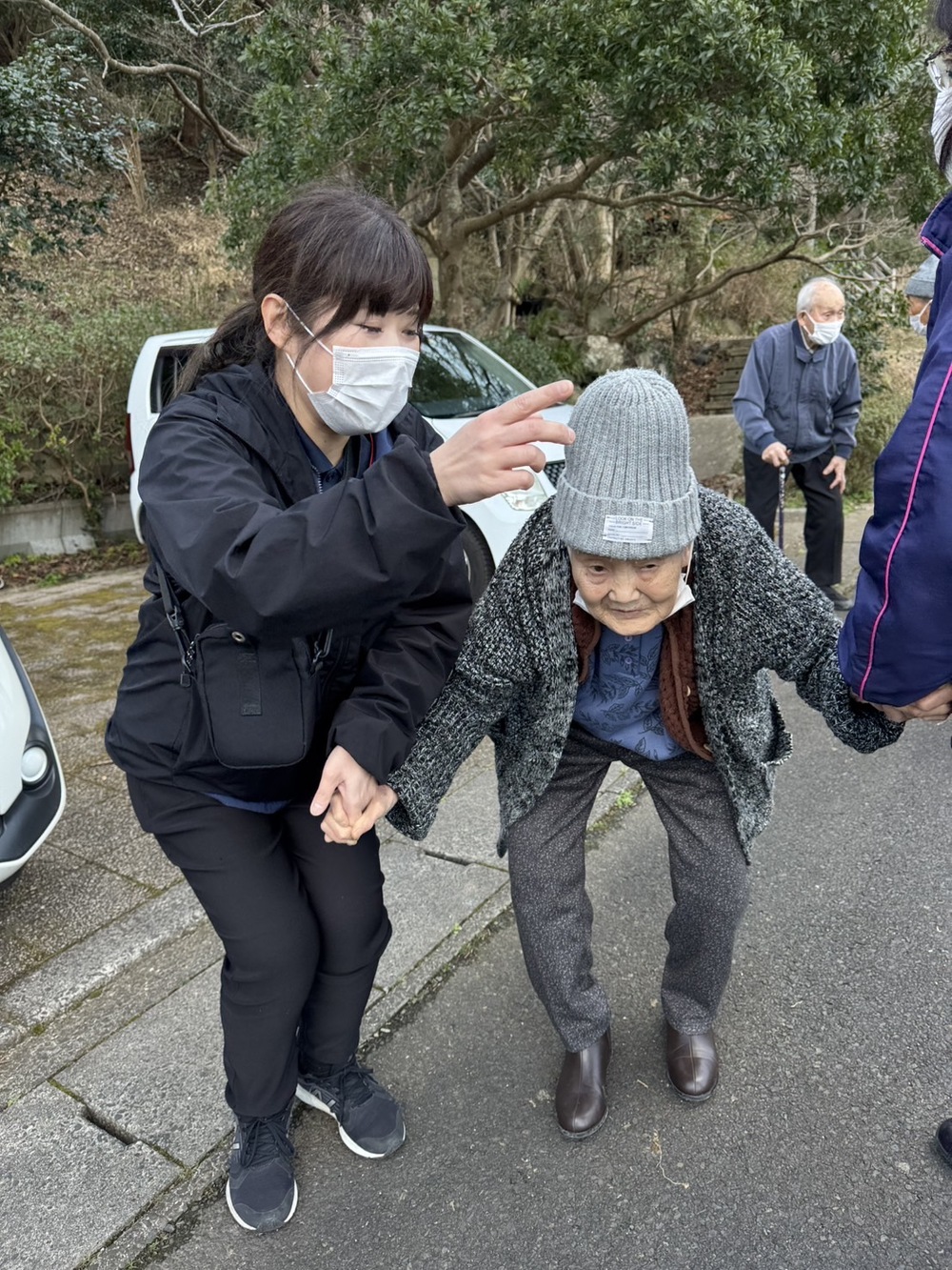 ど