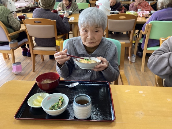 食事中の様子です