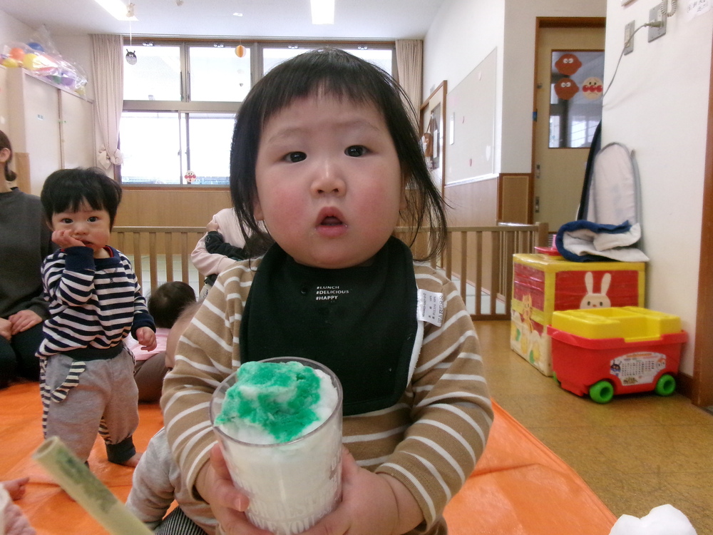 雪遊びの様子３