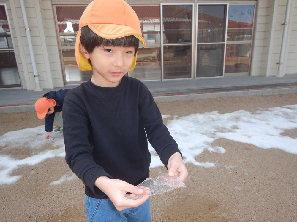 外あそびの様子 (3)