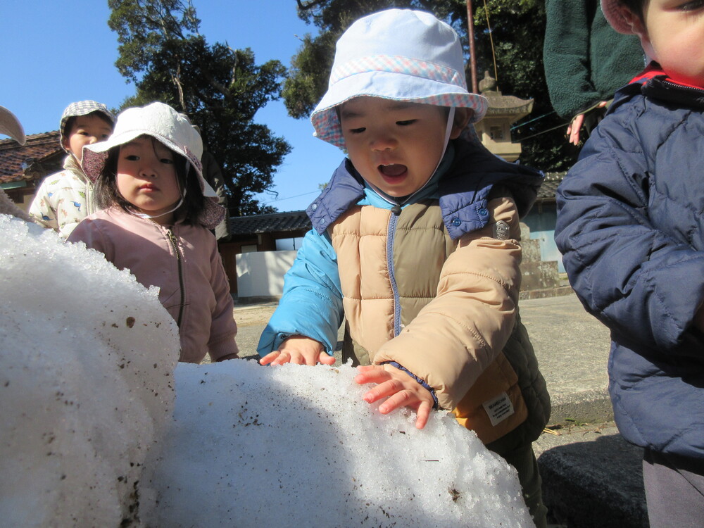喜多の宮で遊んでいる様子 (3)