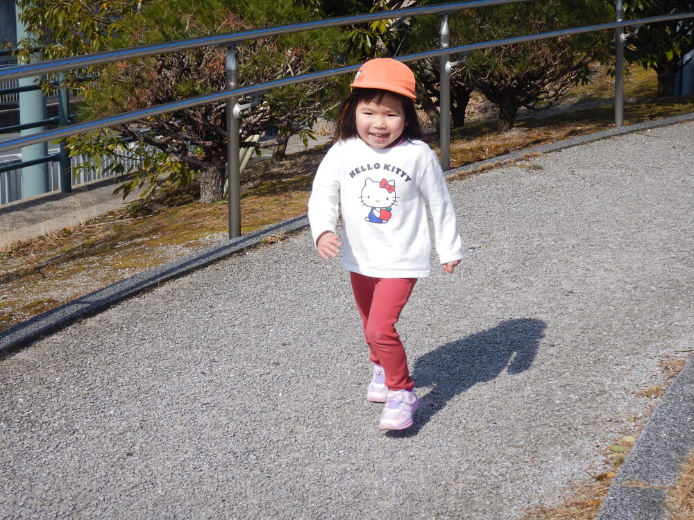 かけっこをしている様子