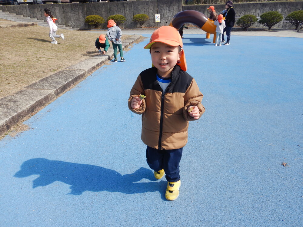 かけっこをしている様子 (2)