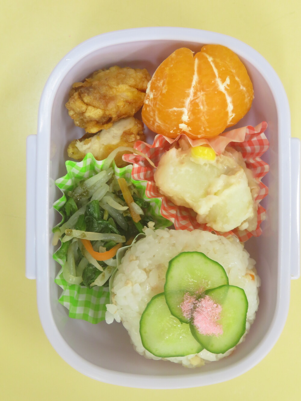 お弁当ごっこ (4)