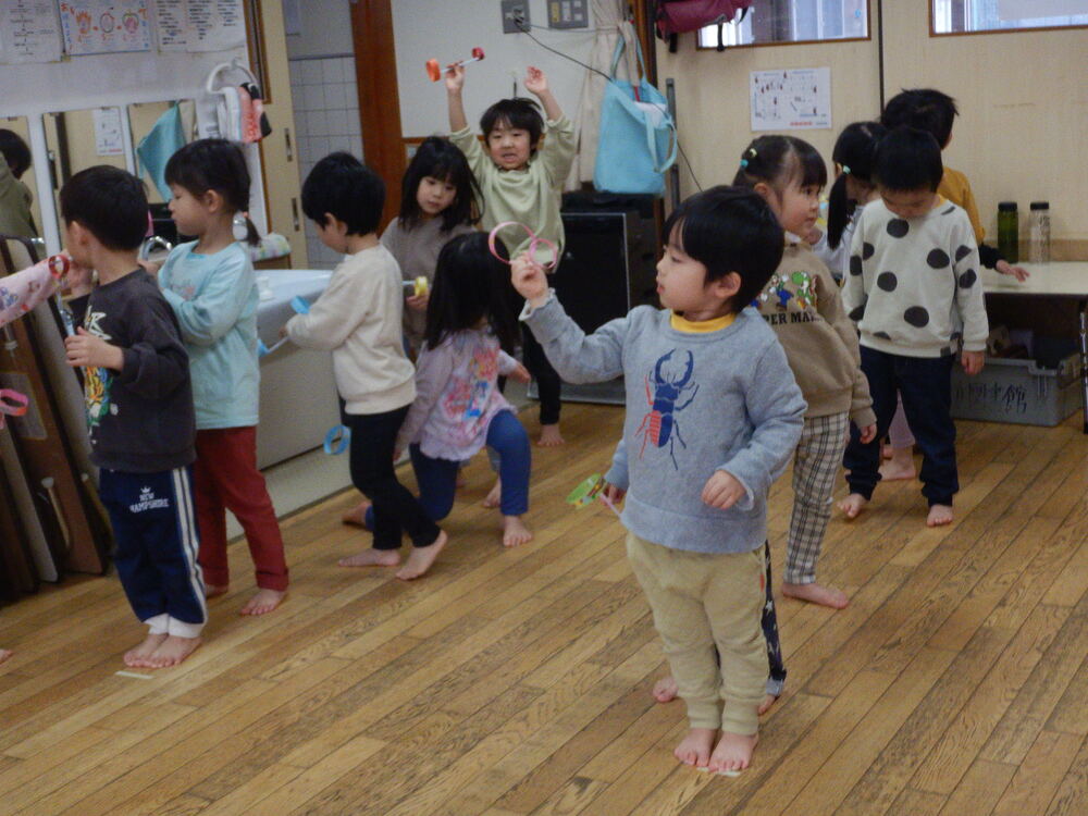飛行機を飛ばす