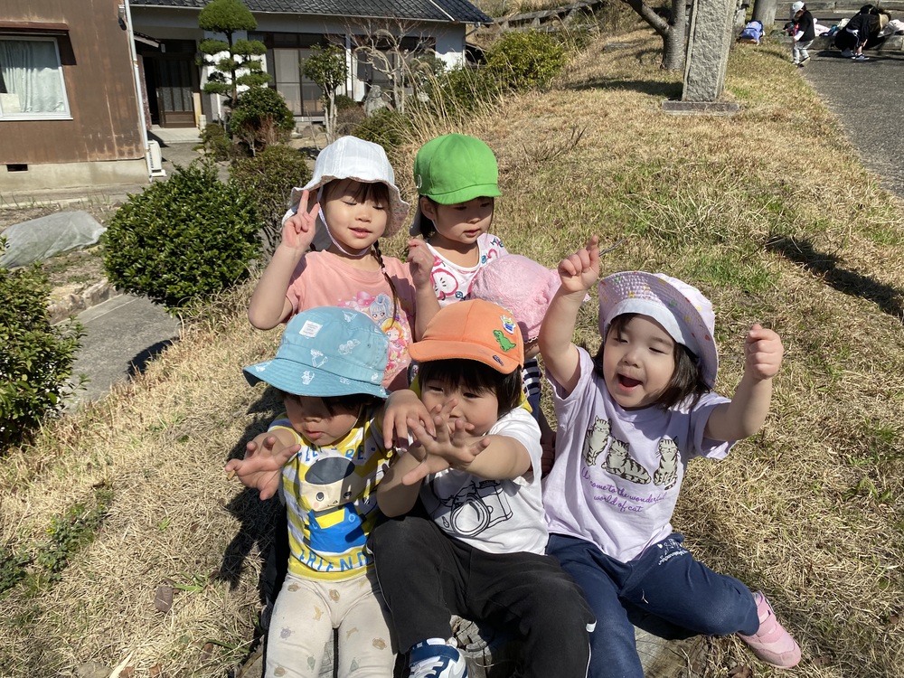 喜多の宮で遊んでいる様子 (4)