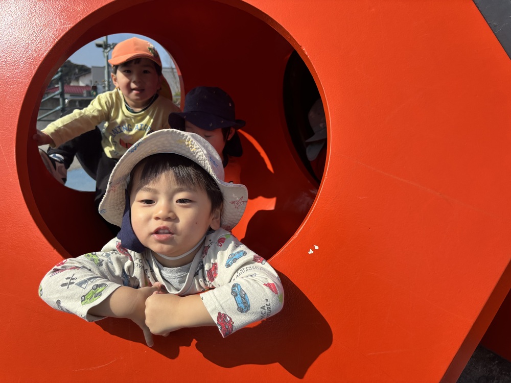 あすてらす公園で遊ぶ子ども (2)