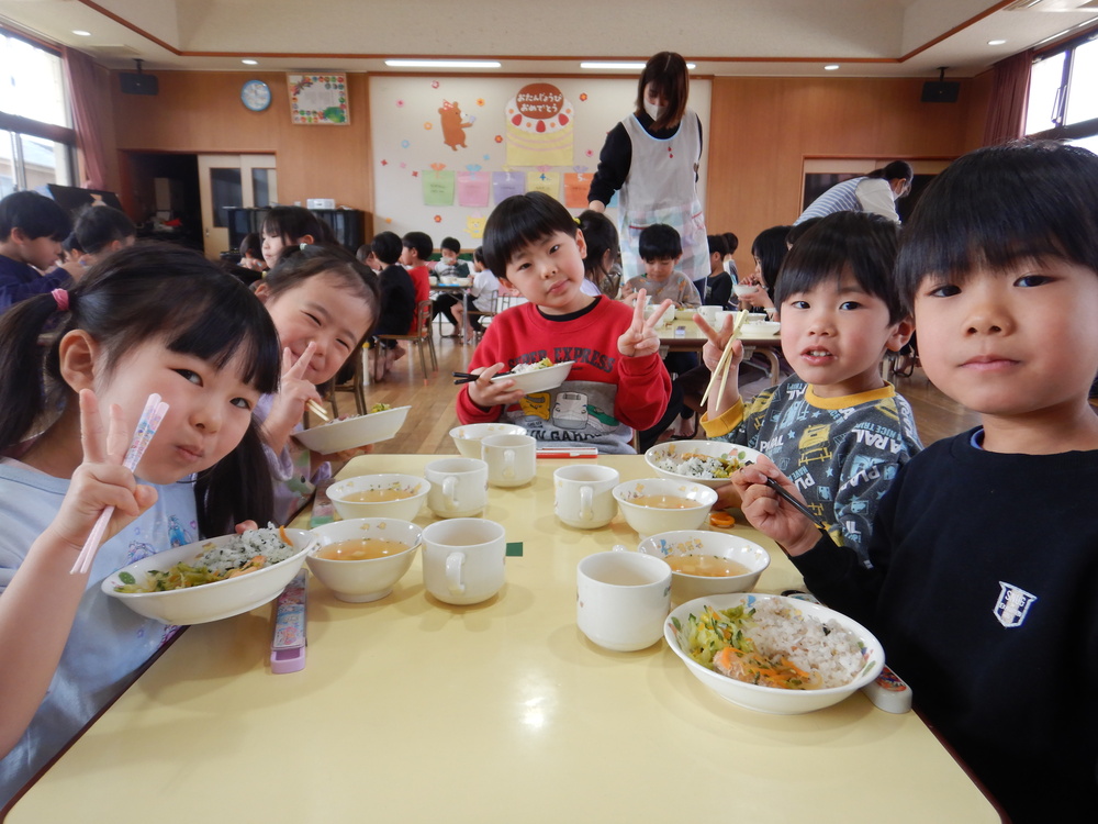 給食