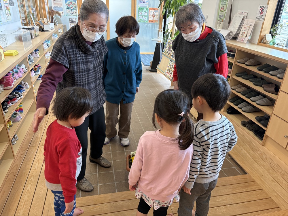 利用者さんと園児