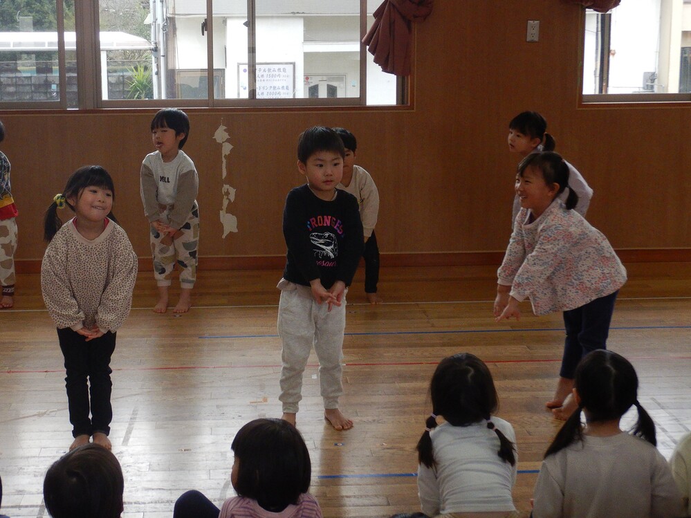 出し物の様子 (2)