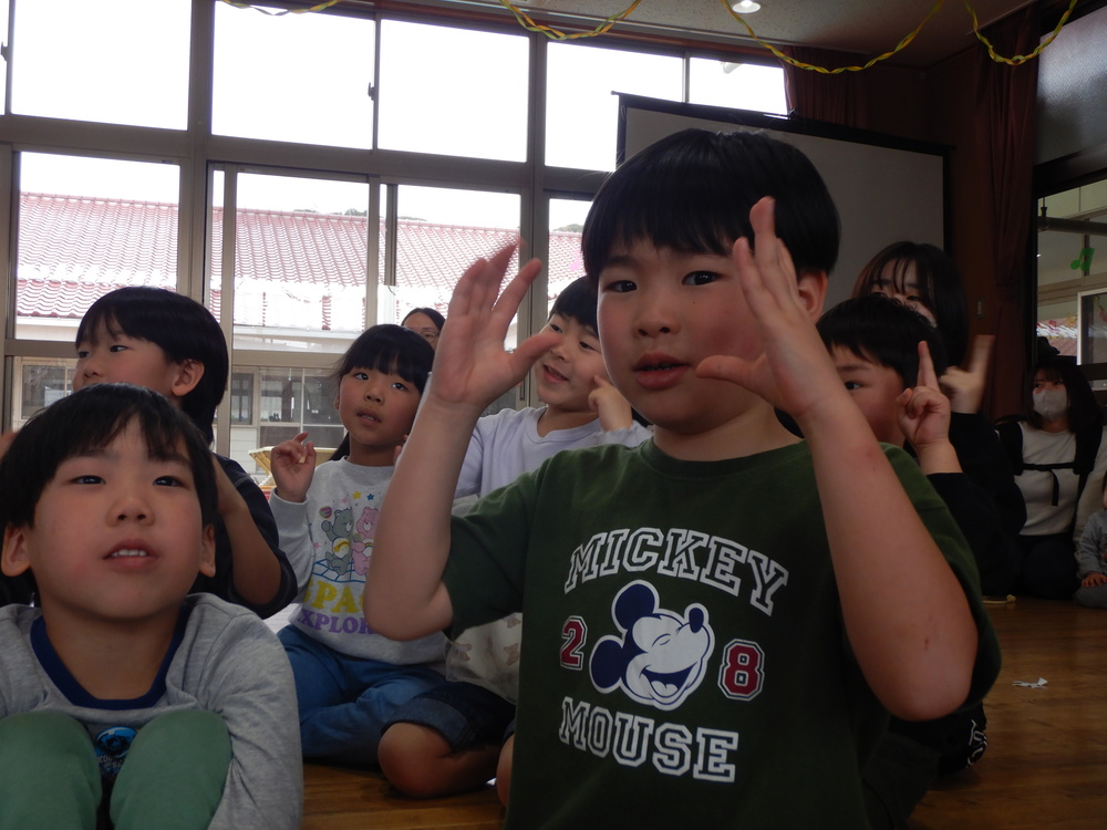 誕生会の様子 (8)