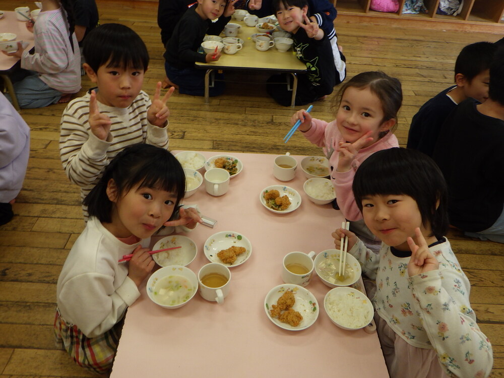 給食の様子