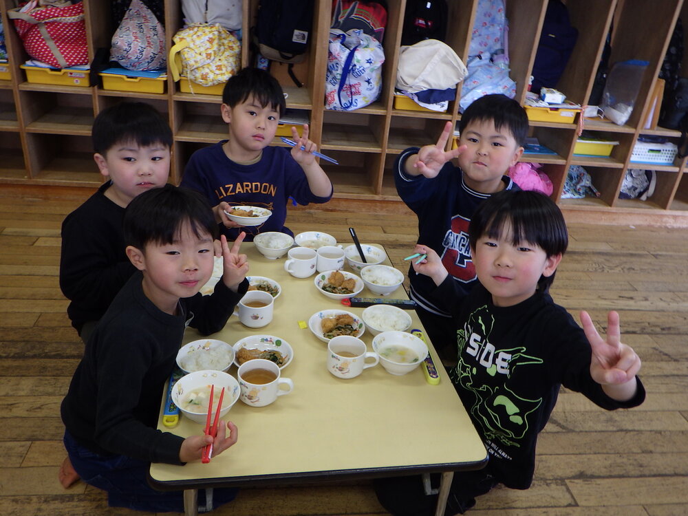 給食の様子