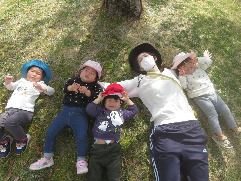 図書館へ散歩 (4)