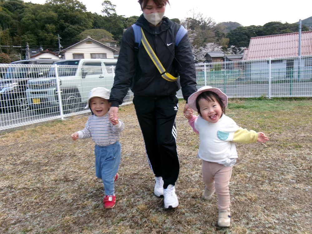 新園庭で走る