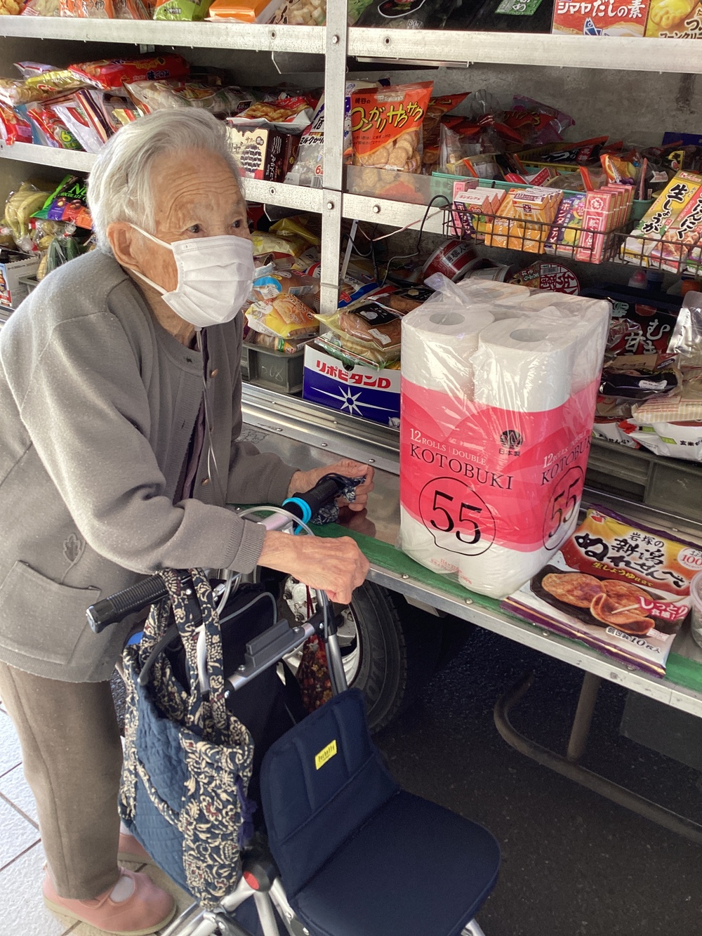 販売4
