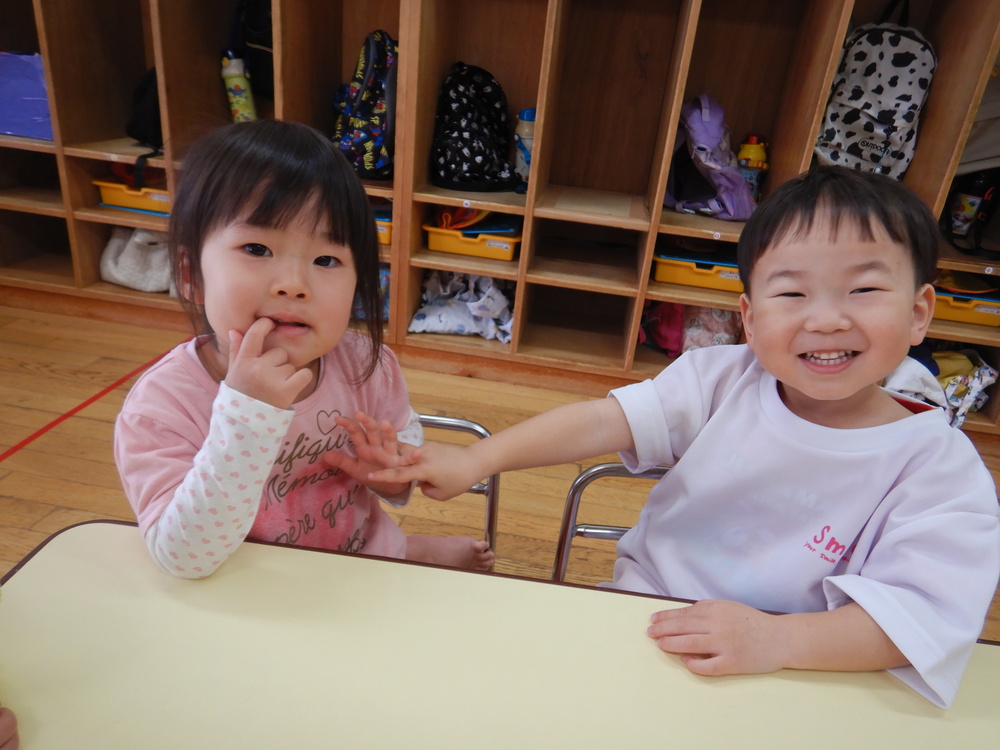チームを決める子ども (3)