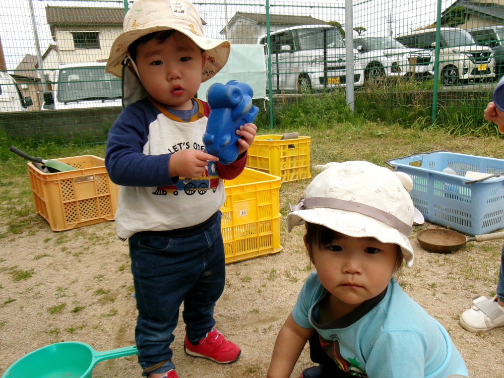 園庭遊びの様子