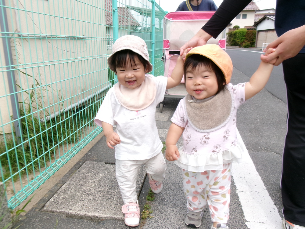 歩く