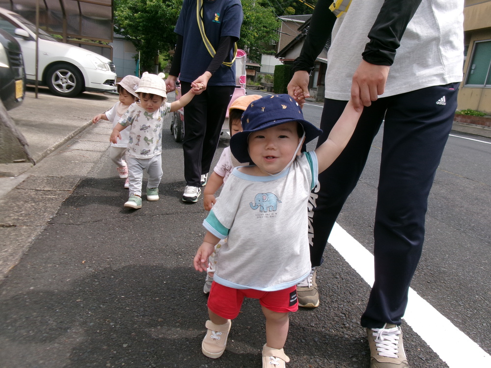 歩く３