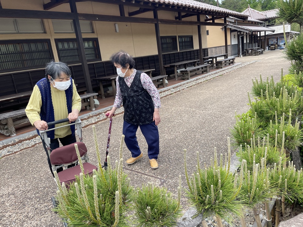 活動